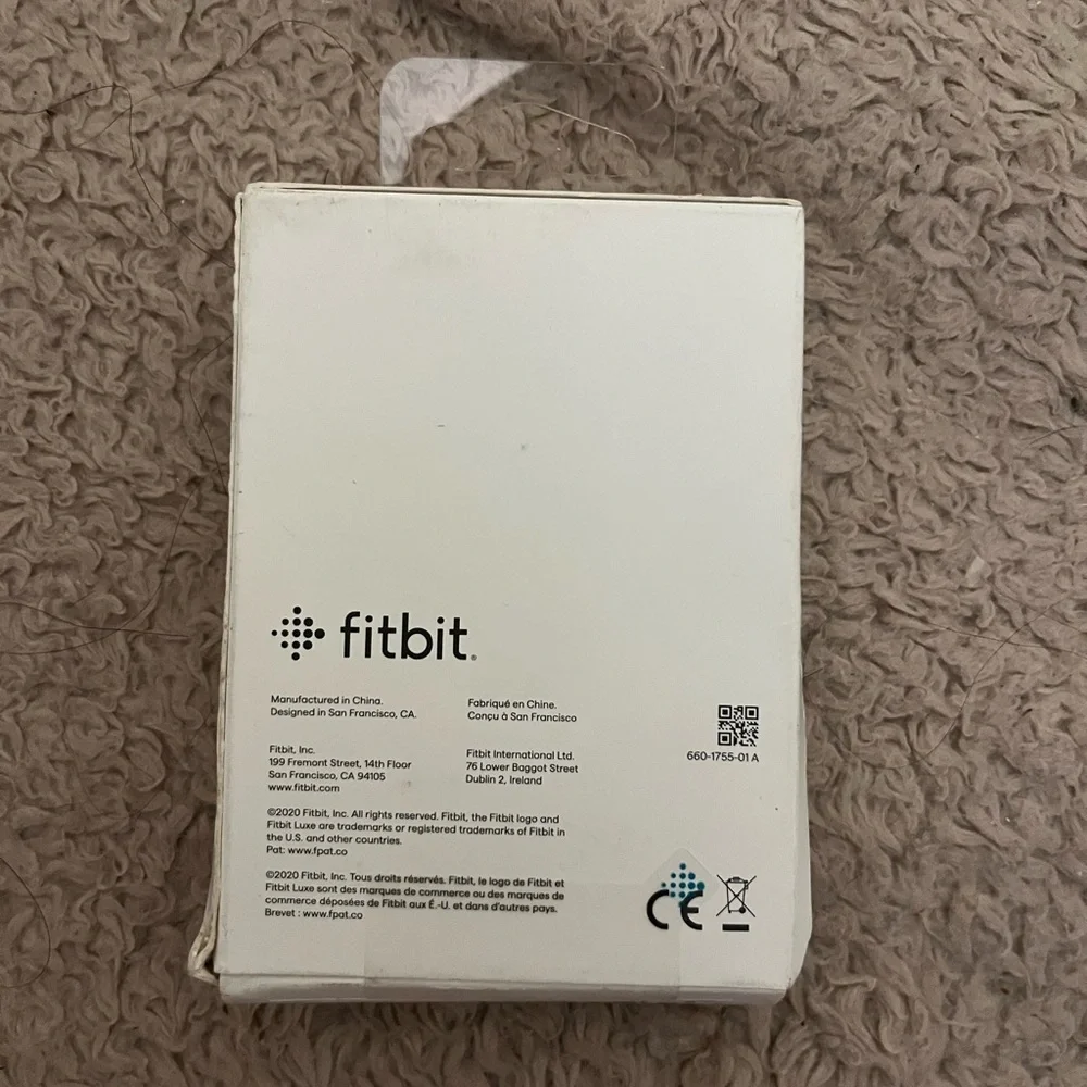 Fitbit Luxe Charging Cable - Sleek Black